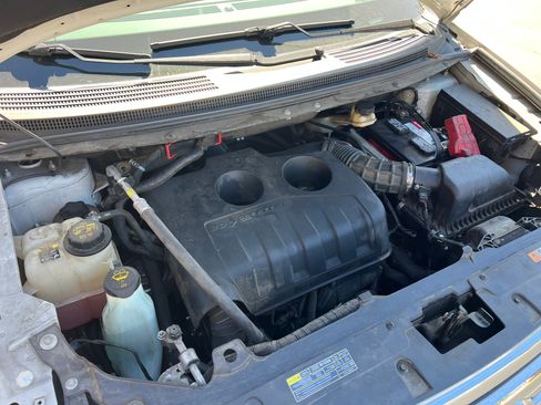 Used 2013 Ford Edge SE image 10