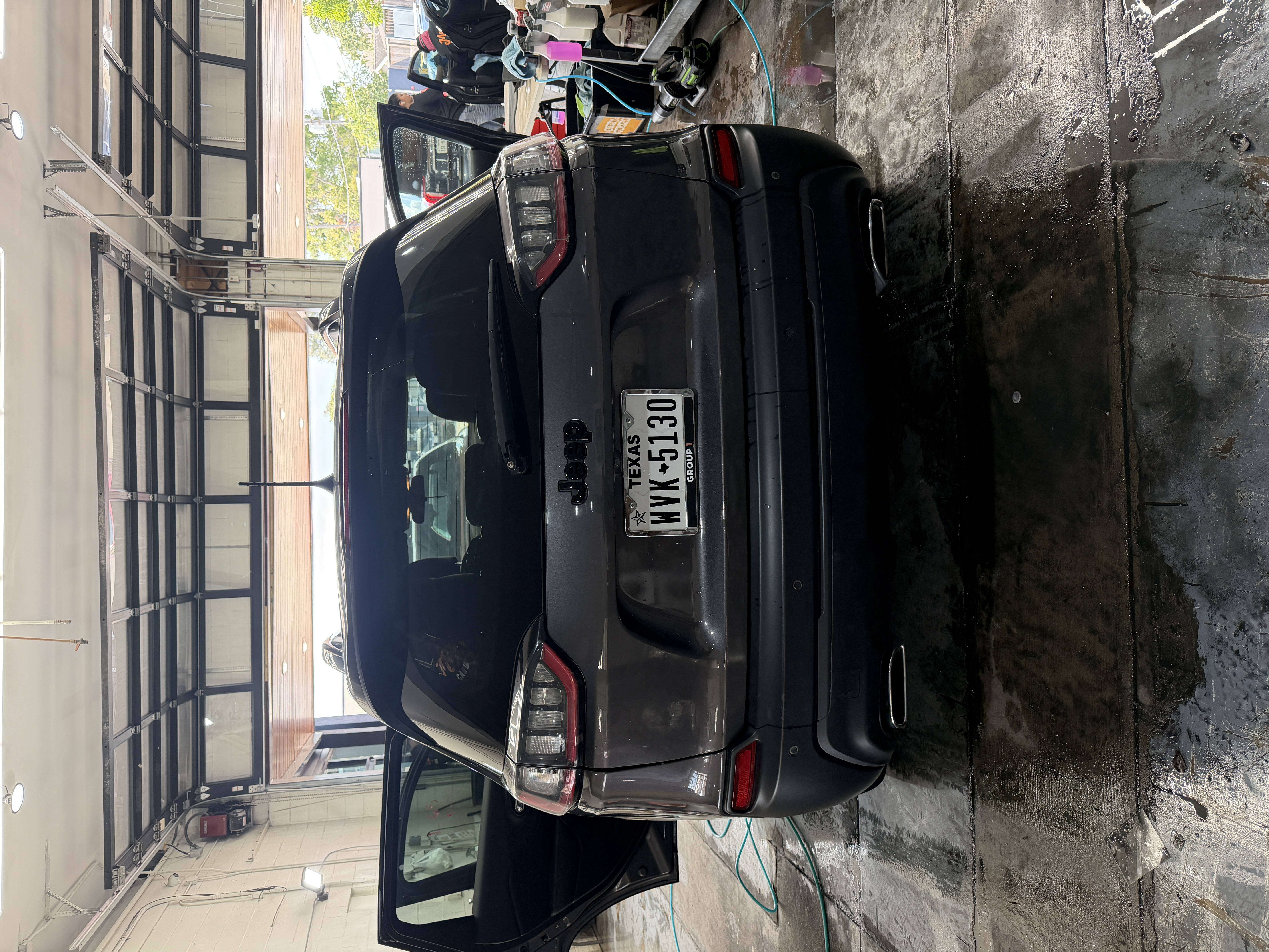 Used 2019 Jeep Cherokee Latitude Plus FWD image 8