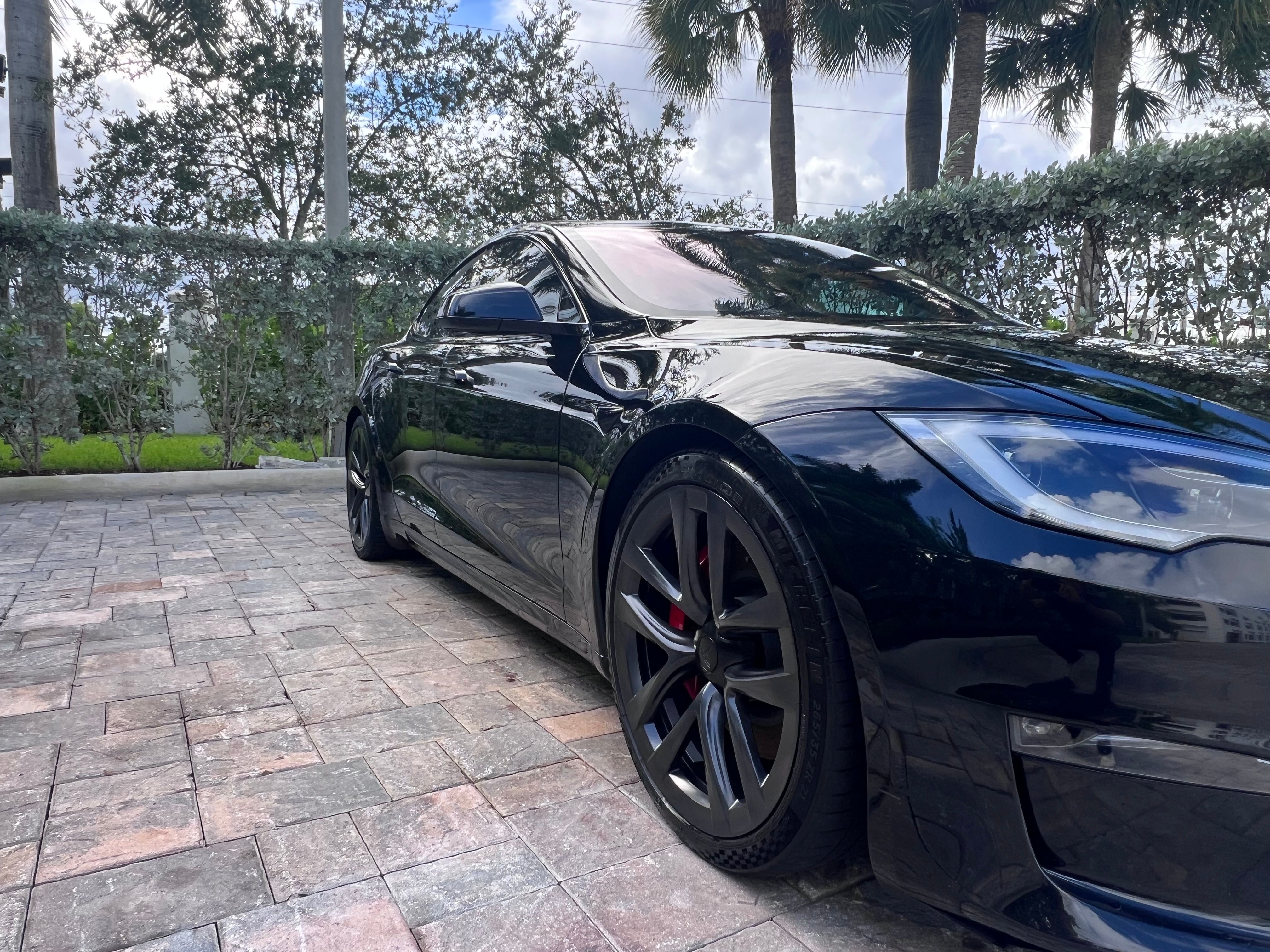 Used 2023 Tesla Model S Plaid AWD/4WD image 12