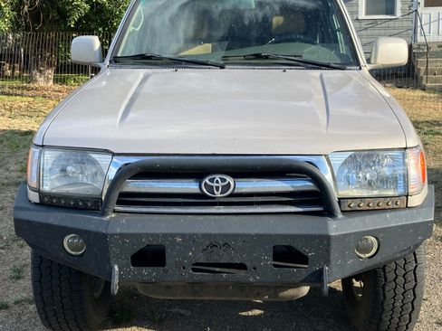 Used 1999 Toyota 4Runner SR5 AWD/4WD image 10