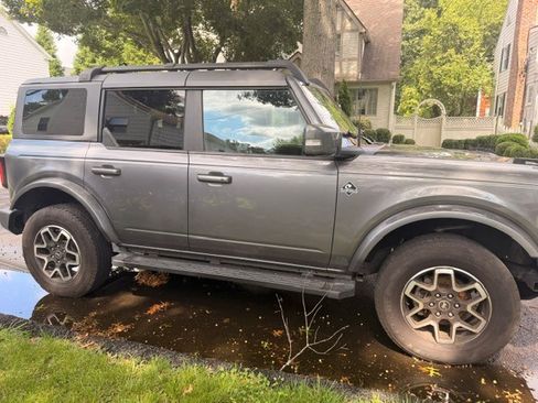Used 2021 Ford Bronco Outer Banks AWD/4WD image 5