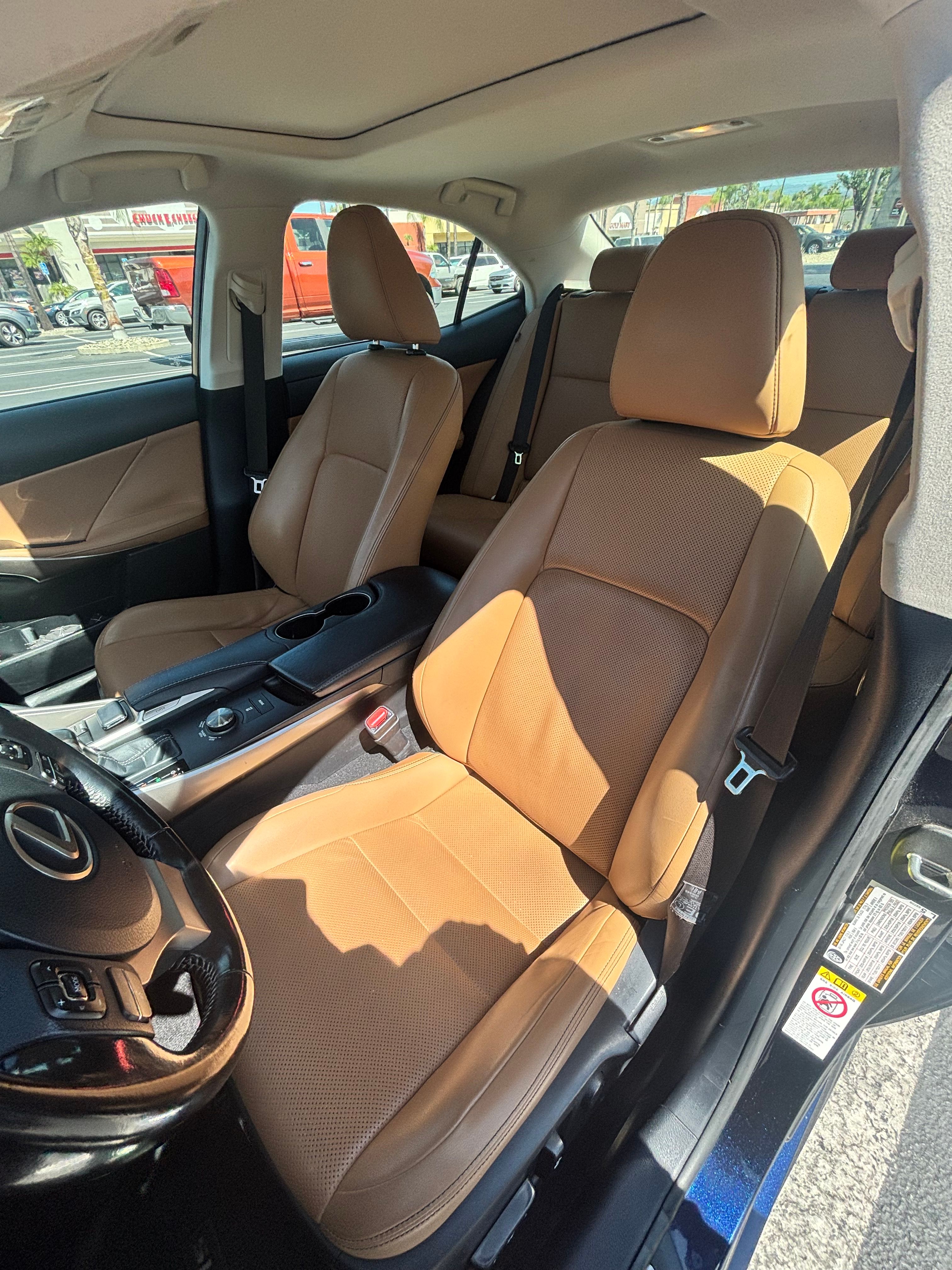 Used 2017 Lexus IS 300 AWD w/ Navigation System Package image 12