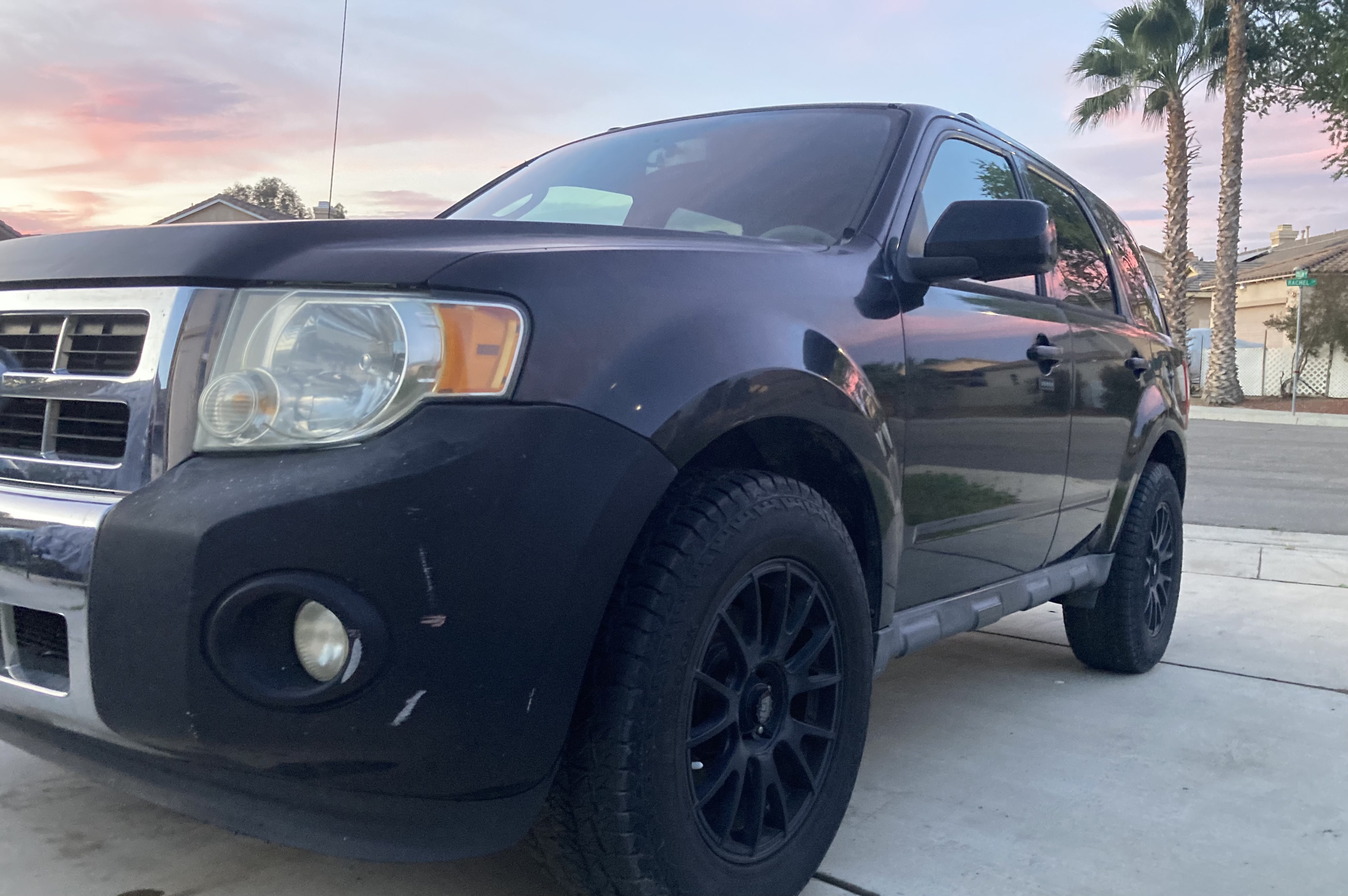 Used 2010 Ford Escape Limited AWD/4WD image 17