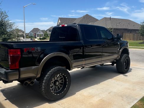 Used 2022 Ford F250 King Ranch w/ King Ranch Ultimate Package AWD/4WD image 8