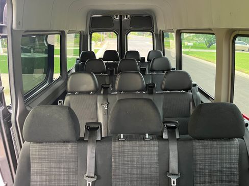 Used 2013 Mercedes-Benz Sprinter 2500 image 9