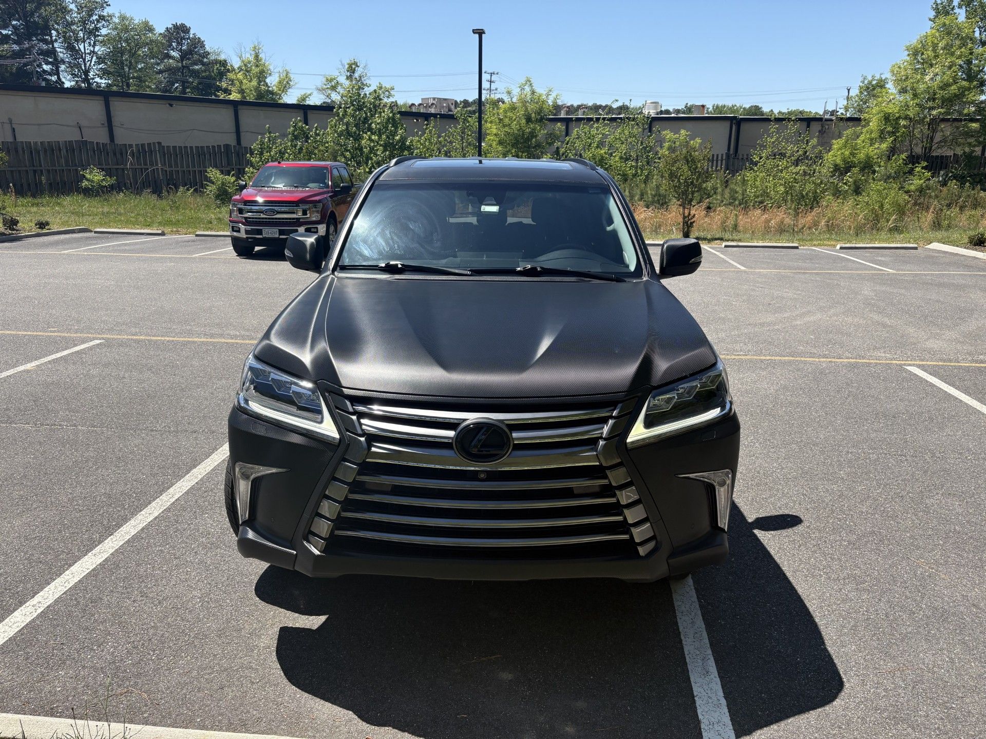 Used 2020 Lexus LX 570 4WD w/ Luxury Package image 1