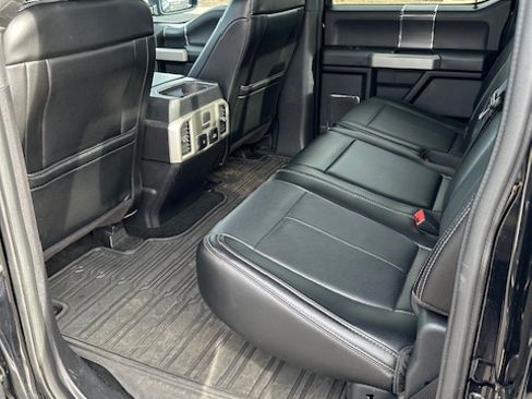 Used 2018 Ford F150 Lariat w/ Equipment Group 502A Luxury image 14