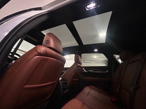 Used 2023 Cadillac XT5 Sportv image 10