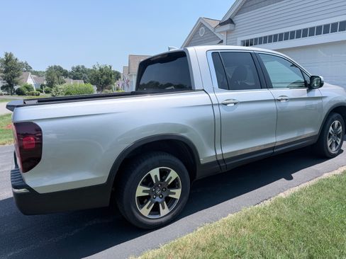 Used 2017 Honda Ridgeline RTL image 5