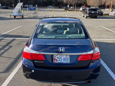 Used 2015 Honda Accord LX image 9