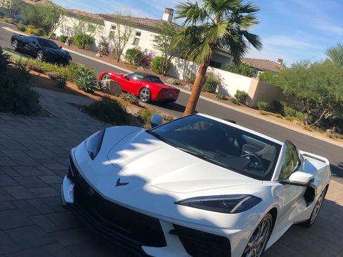 Used 2022 Chevrolet Corvette Stingray Convertible w/ Z51 Performance Package image 5