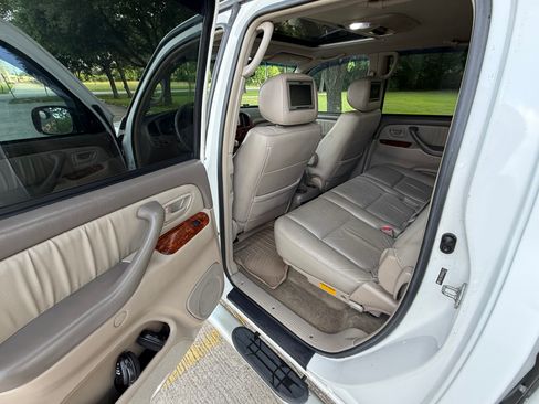Used 2006 Toyota Tundra Limited RWD image 15
