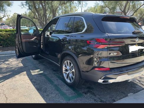 Used 2025 BMW X5 xDrive40i AWD/4WD image 14