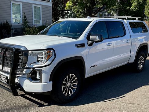 Used 2021 GMC Sierra 1500 AT4 w/ AT4 Value Package image 2