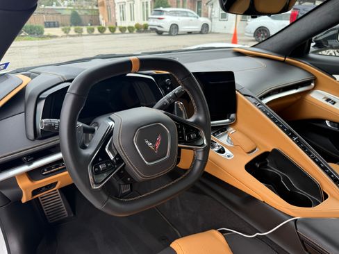 Used 2025 Chevrolet Corvette Stingray Premium Cpe w/ 3LT image 9