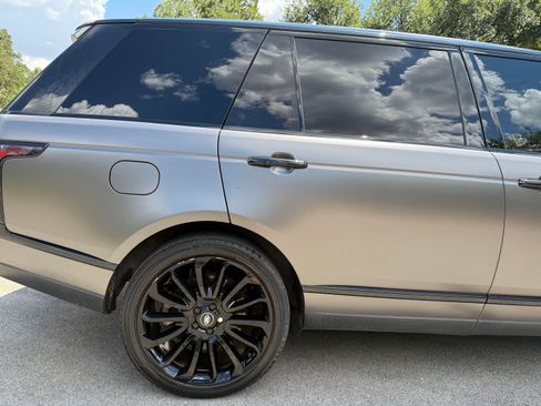 Used 2017 Land Rover Range Rover Long Wheelbase Supercharged image 16