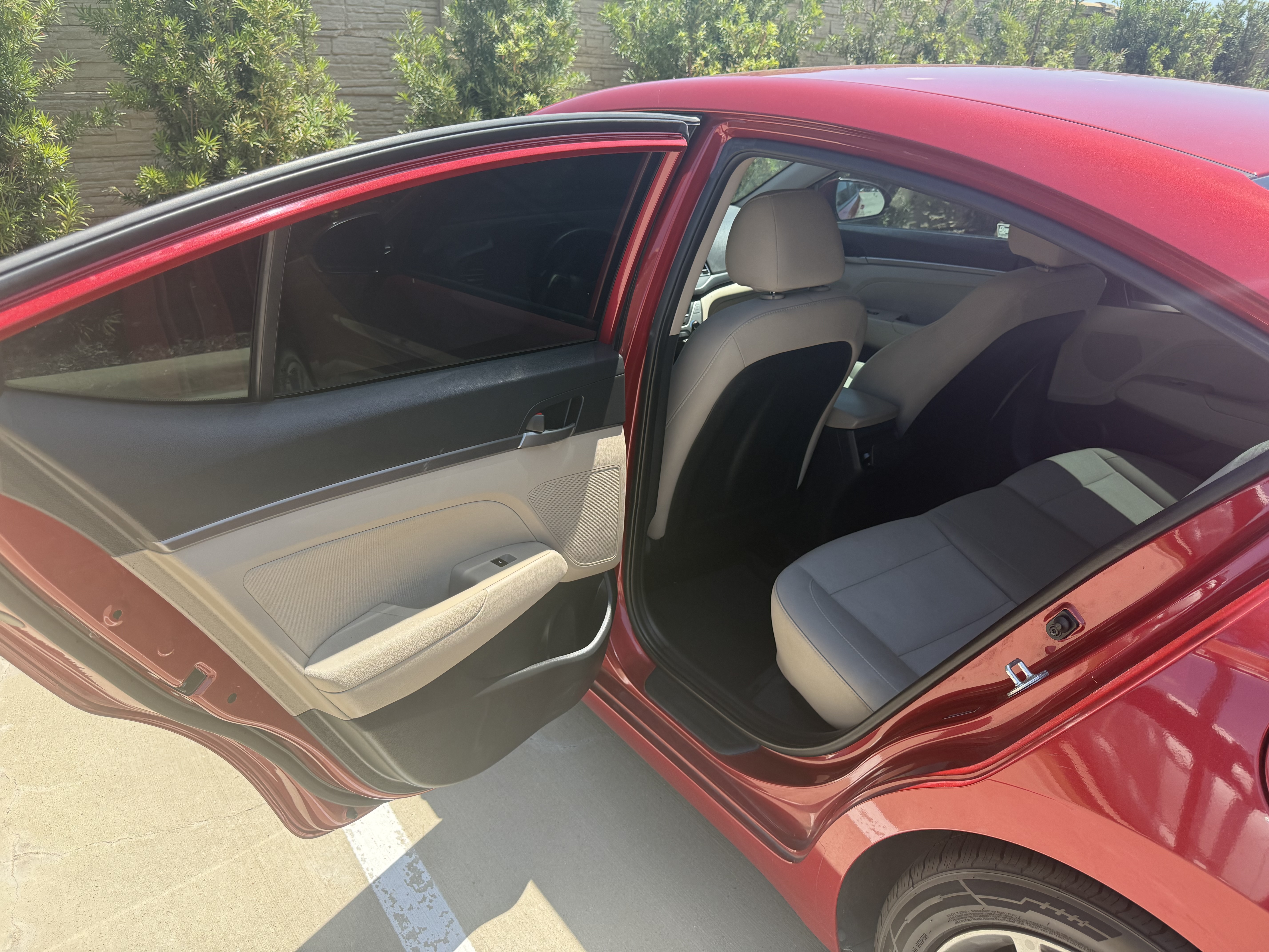 Used 2018 Hyundai Elantra SEL FWD image 5