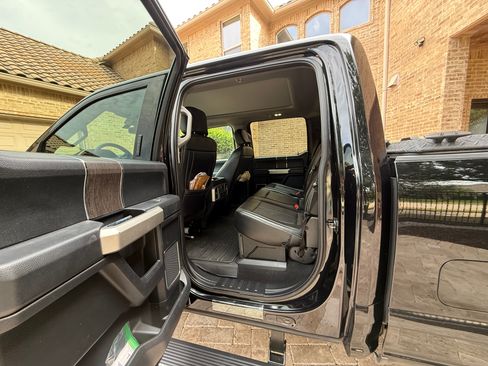 Used 2021 Ford F250 Lariat AWD/4WD image 9