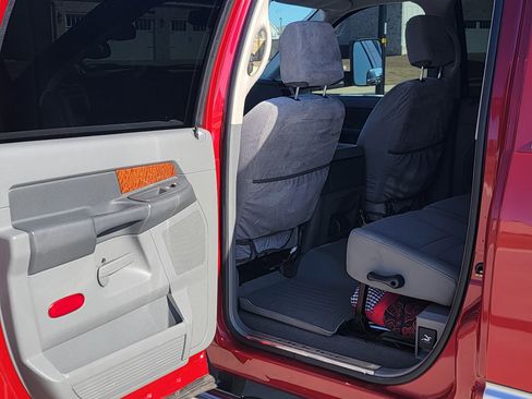 Used 2006 Dodge Ram 3500 Truck SLT w/ Light Group image 8