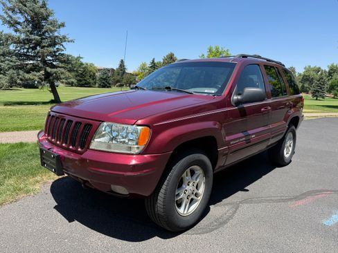 Used 2000 Jeep Grand Cherokee Limited AWD/4WD image 1