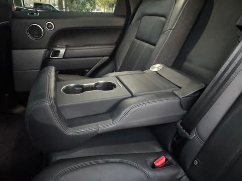 Used 2019 Land Rover Range Rover Sport Supercharged image 16