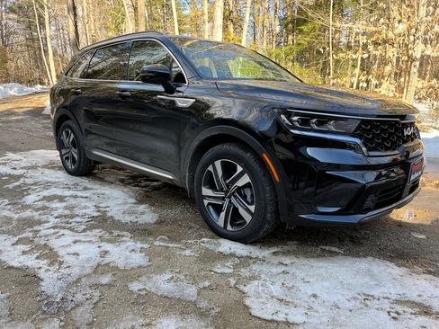 Used 2022 Kia Sorento SX image 1