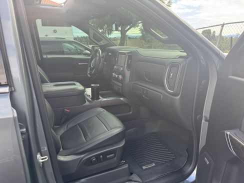 Used 2022 GMC Sierra 1500 Denali w/ Denali Reserve Package image 5