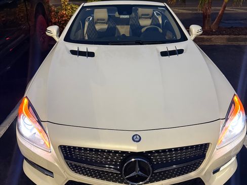Used 2013 Mercedes-Benz SL 550 image 1