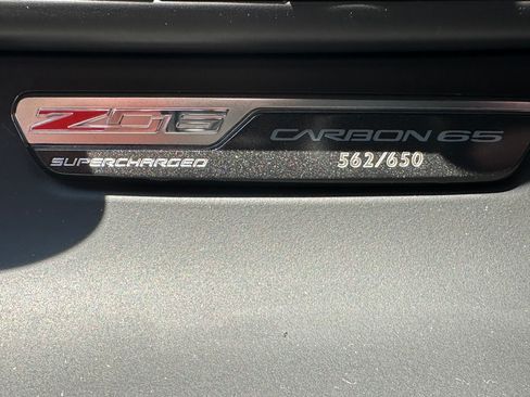 Used 2018 Chevrolet Corvette Z06 w/ Carbon 65 Edition RWD image 13