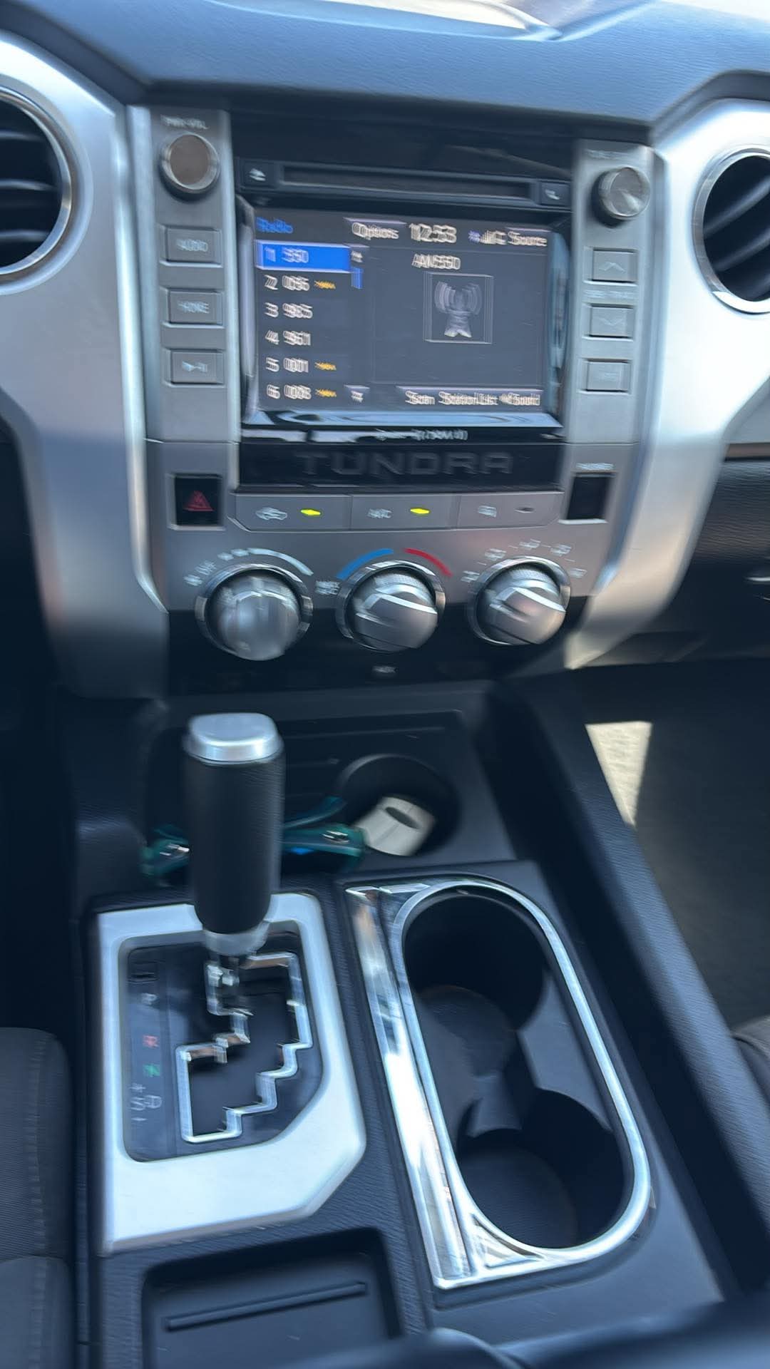 Used 2016 Toyota Tundra SR5 w/ SR5 Upgrade Package RWD image 10