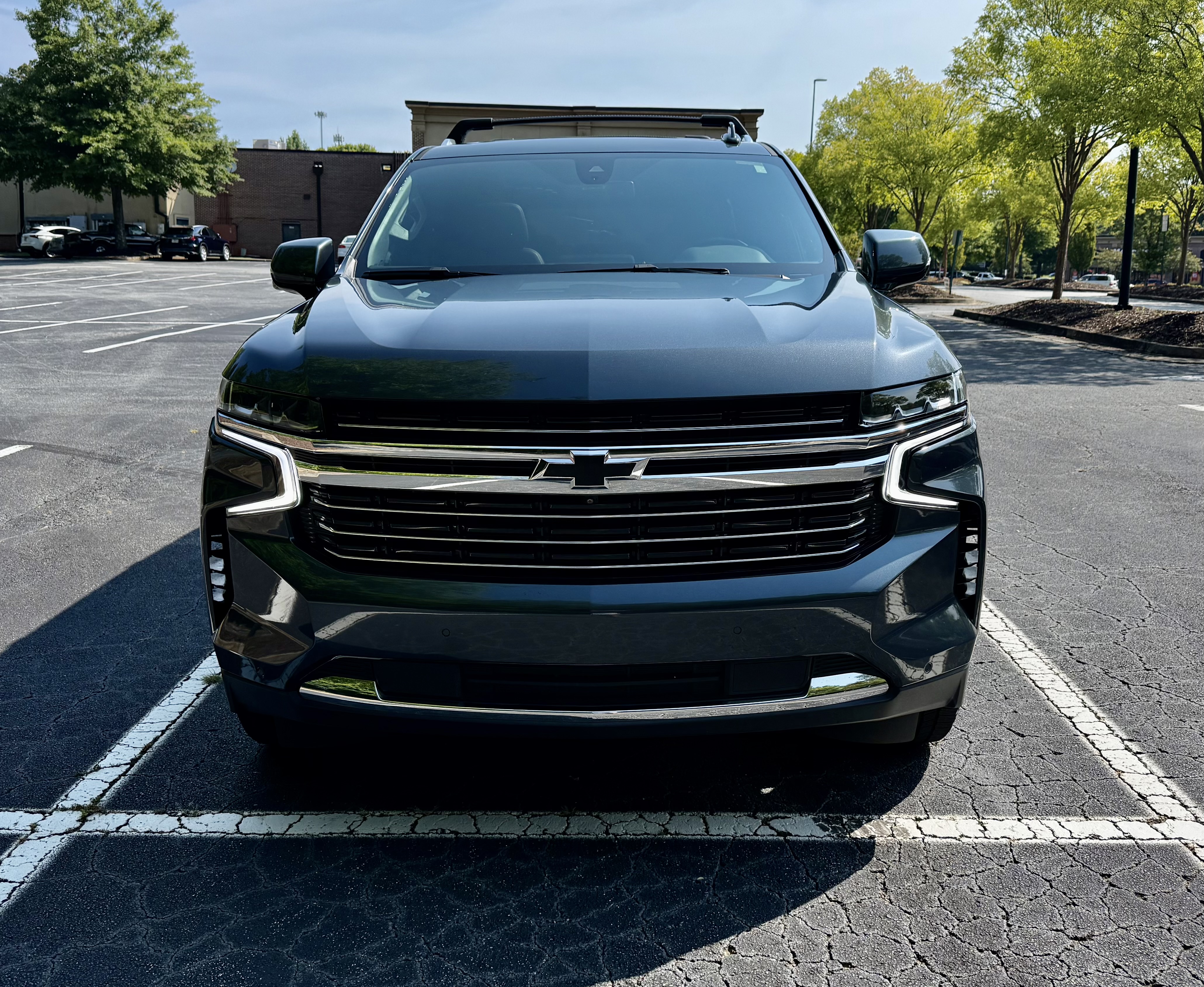 Used 2021 Chevrolet Tahoe LT w/ LT Signature Package AWD/4WD image 5