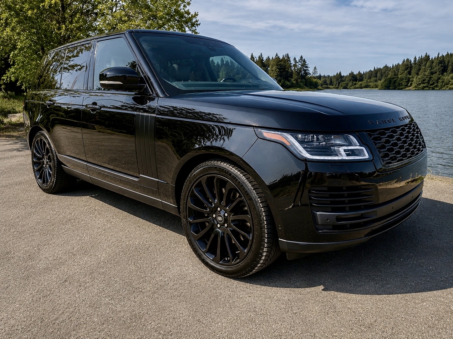 Used 2018 Land Rover Range Rover HSE AWD/4WD image 16