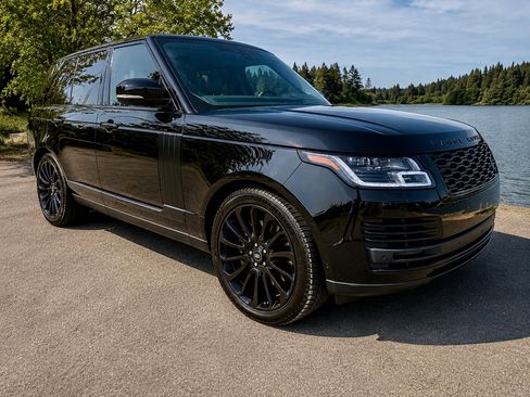 Used 2018 Land Rover Range Rover HSE AWD/4WD image 16