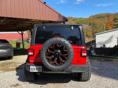 Used 2020 Jeep Wrangler Unlimited Sport S AWD/4WD image 2