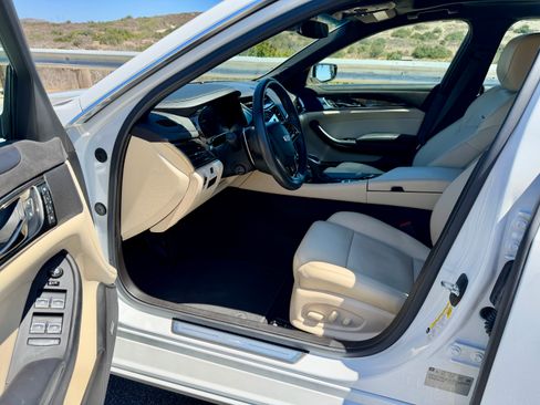 Used 2017 Cadillac CTS Luxury RWD image 10