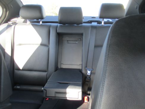 Used 2012 BMW 535i xDrive Sedan image 8