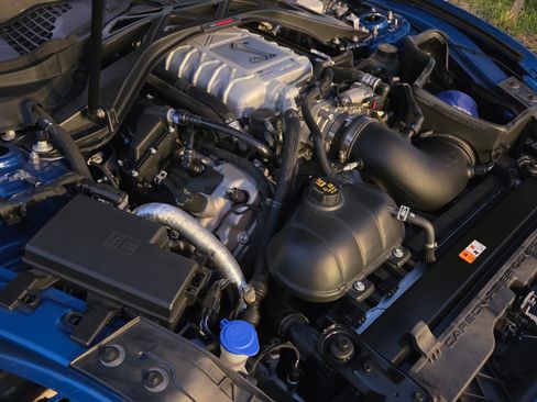 Used 2021 Ford Mustang Shelby GT500 w/ Technology Package RWD image 16