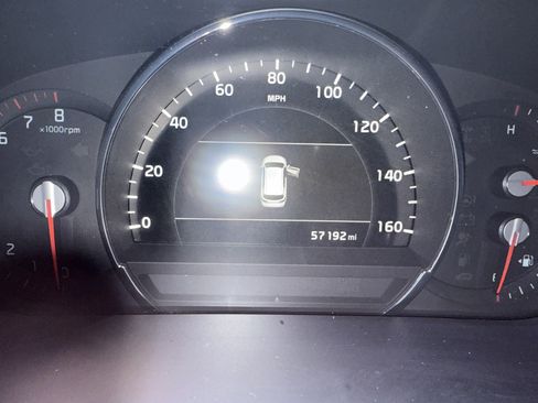 Used 2019 Kia Sorento SX image 17