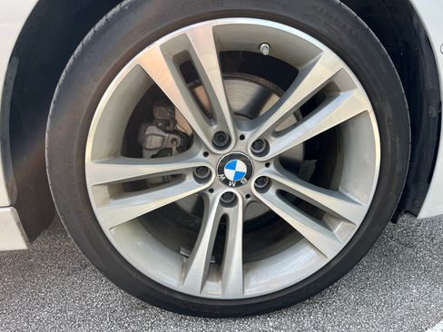 Used 2017 BMW 330i xDrive Sedan image 24