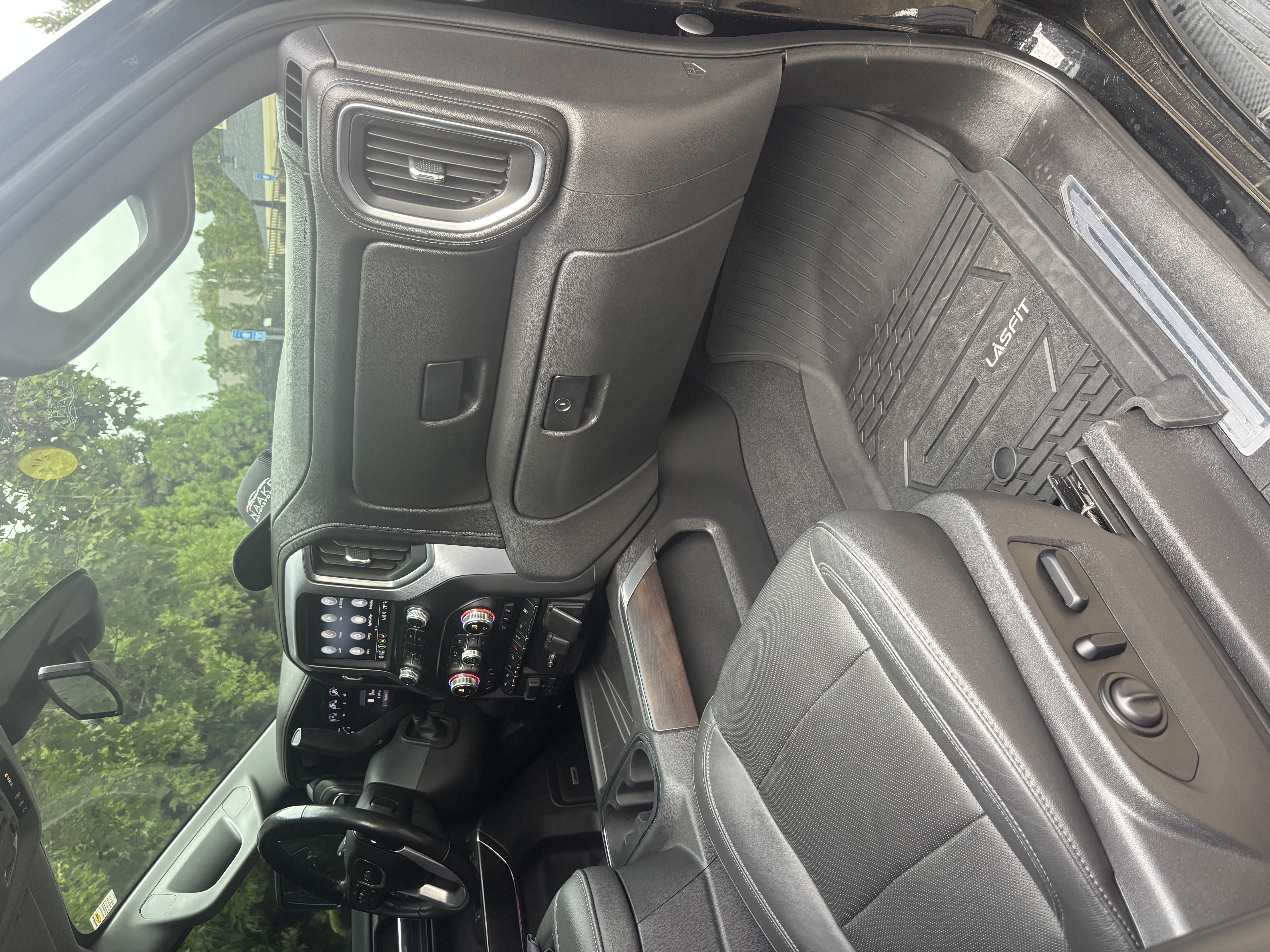 Used 2019 GMC Sierra 1500 SLT w/ SLT Premium Plus Package RWD image 12