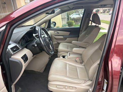 Used 2016 Honda Odyssey EX-L image 6
