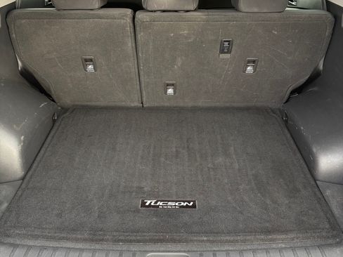 Used 2017 Hyundai Tucson Sport w/ Cargo Package image 18