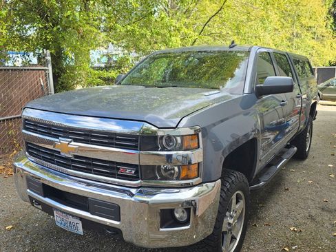 Used 2015 Chevrolet Silverado 2500 LT w/ LT Convenience Package image 1