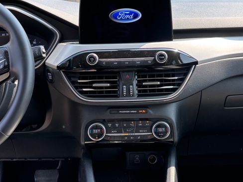 Used 2021 Ford Escape SE w/ Convenience Package AWD/4WD image 12