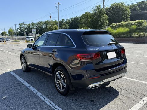 Used 2022 Mercedes-Benz GLC 300 4MATIC image 9