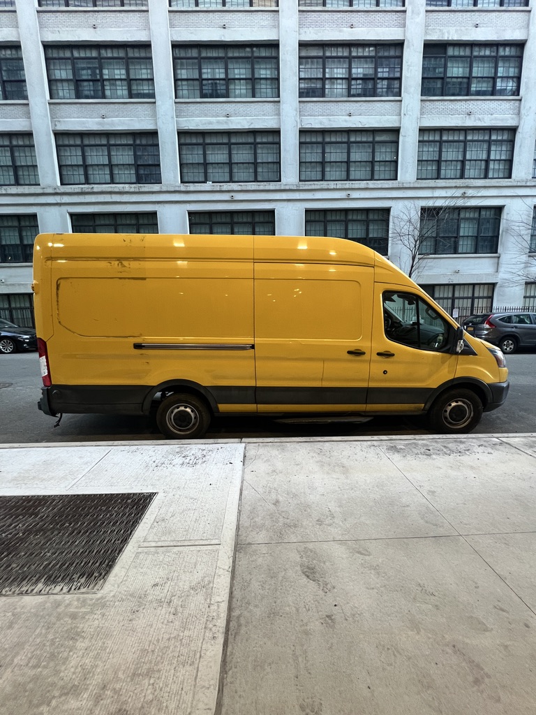 Used 2019 Ford Transit 250 148 High Roof Extended RWD image 4