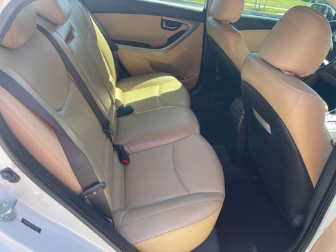 Used 2013 Hyundai Elantra Limited w/ Technology Pkg FWD image 11