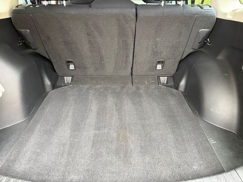 Used 2016 Honda CR-V LX image 11