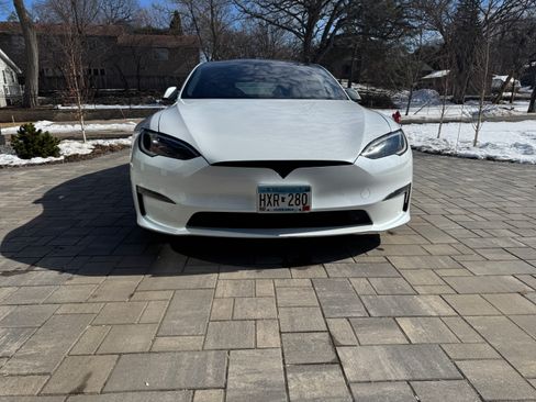 Used 2022 Tesla Model S Standard Range image 5