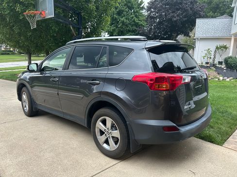 Used 2015 Toyota RAV4 XLE image 5